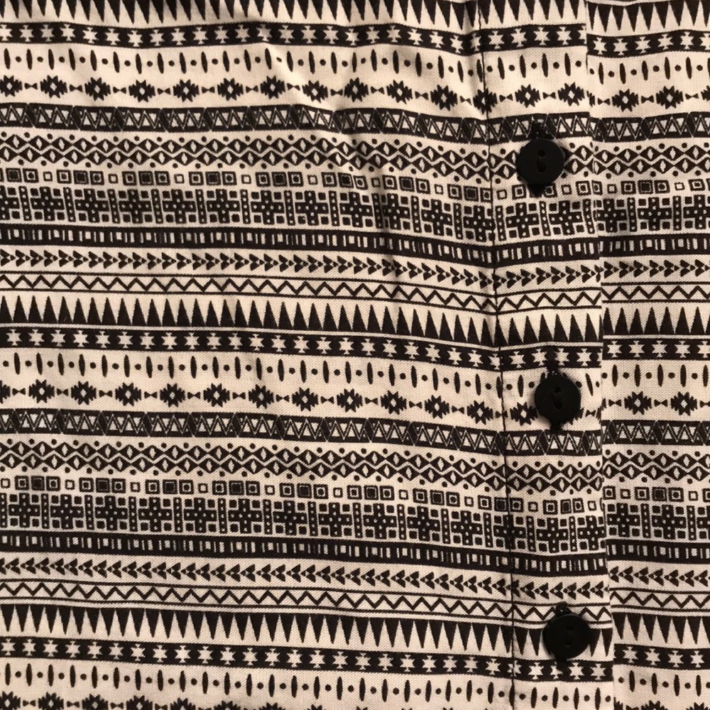 H&M patterned blouse - Picture 2 of 3
